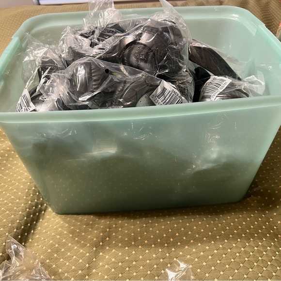 AVID EDUCATION AE-55
HEADPHONES with Microphone - BOX OF 16 BRAND NEW SEALED - Picture 4 of 7